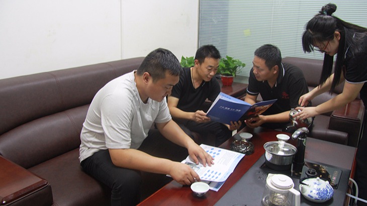 隨著網絡信息化的發展，互聯網+煤機是雙志煤機新的契機和方向